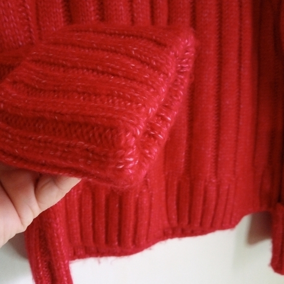 A.N.A red crew neck sweater women's size medium - Picture 4 of 6